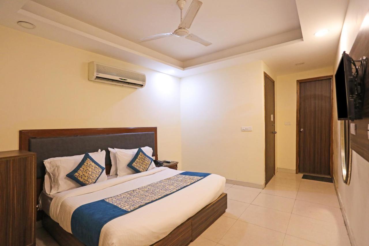 Paras Delhi Airport Hotel New Delhi